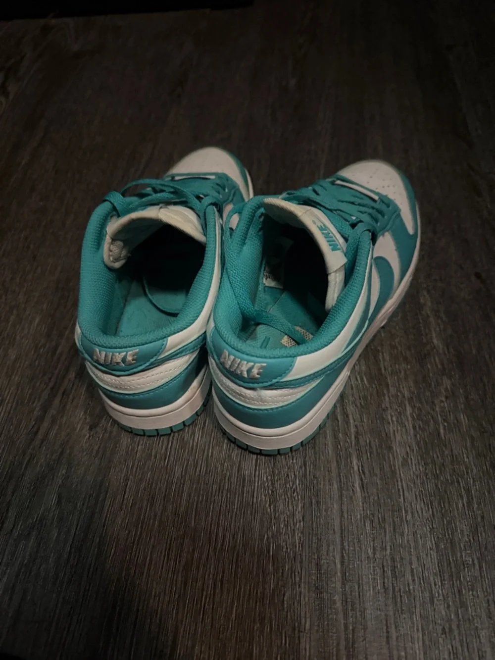 Nike Teal and White Low-Top Sneakers - Picture 3 of 5